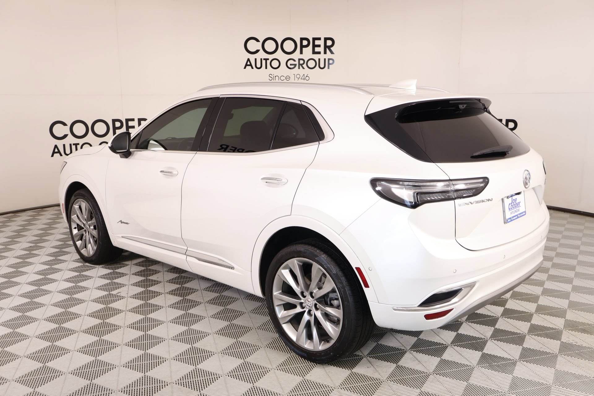 Used 2023 Buick Envision Avenir FWD image 23