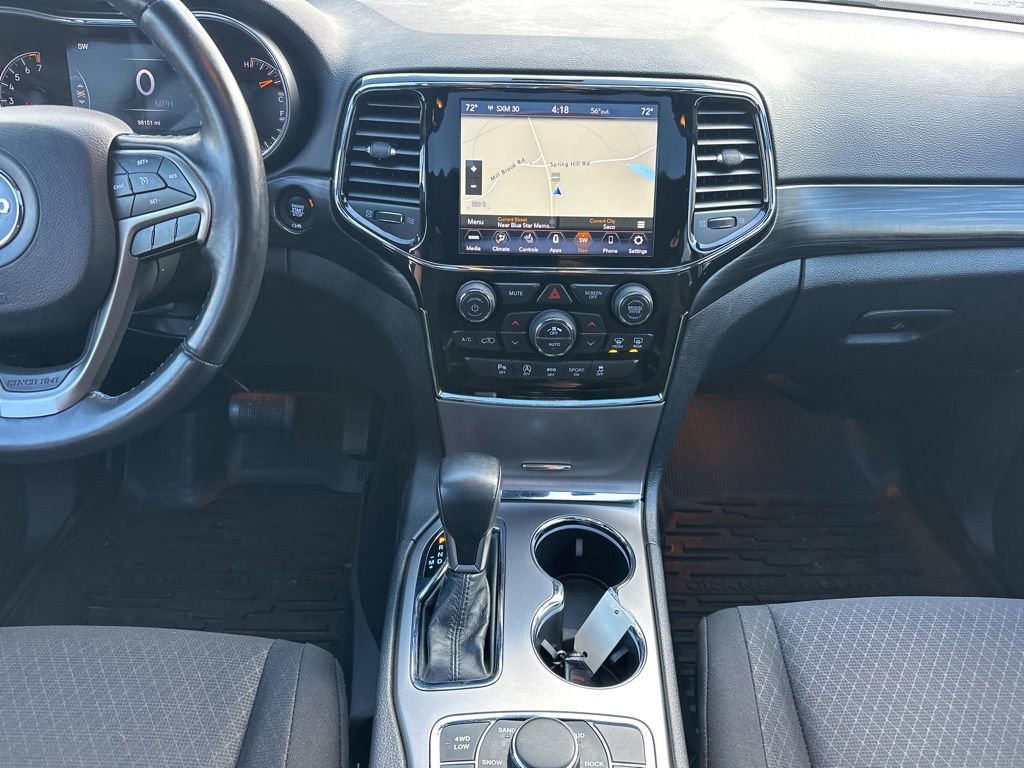Used 2020 Jeep Grand Cherokee Laredo AWD/4WD image 23