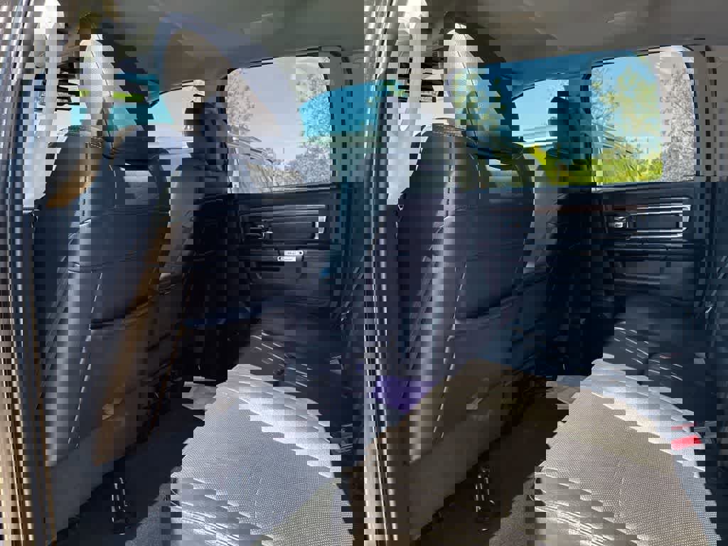 Used 2016 RAM 2500 Laramie w/ Cold Weather Group image 9