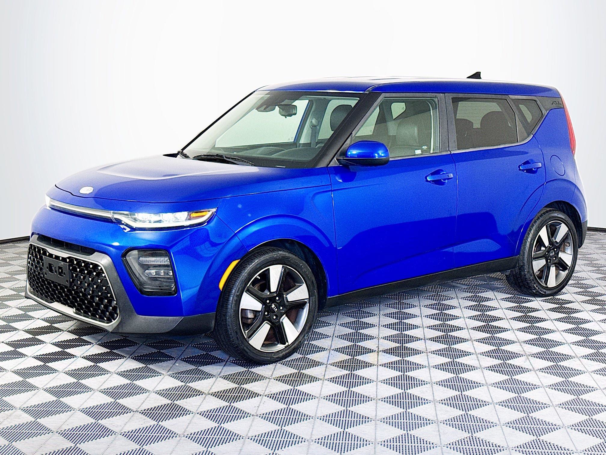 Used 2020 Kia Soul EX image 4