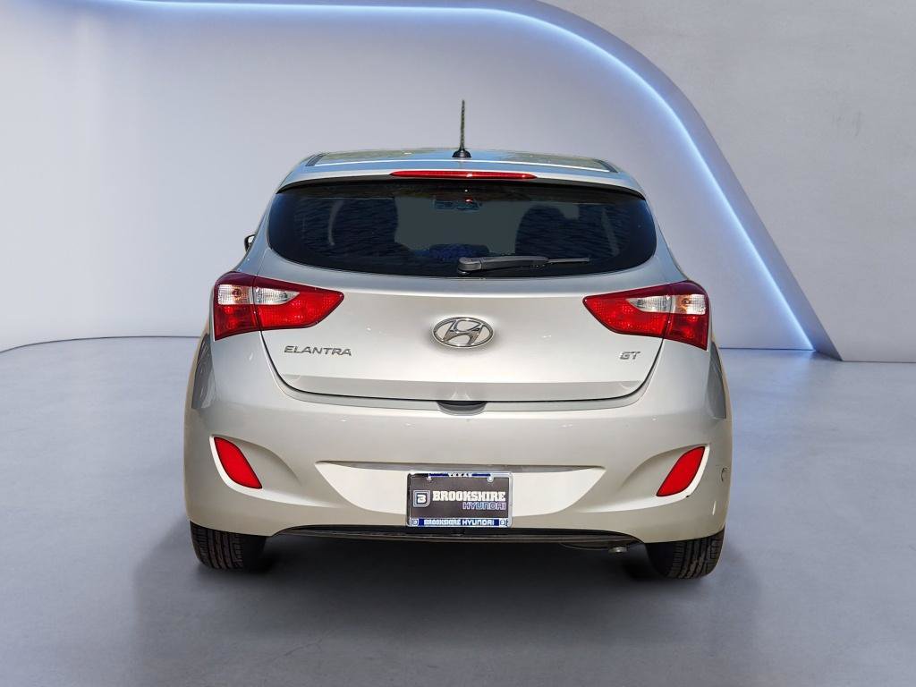 Used 2016 Hyundai Elantra GT FWD image 8