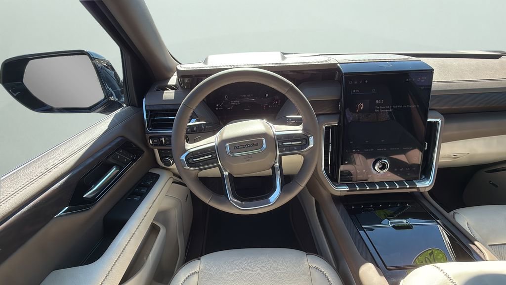 Used 2026 GMC Yukon Denali image 17