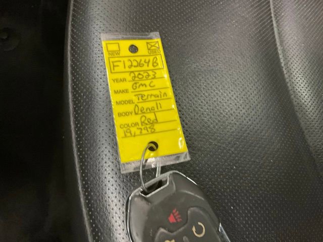 Used 2023 GMC Terrain Denali AWD/4WD image 18