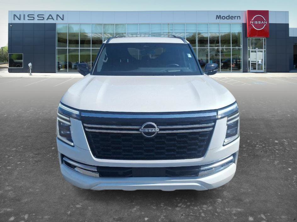 Used 2025 Nissan Armada SL AWD/4WD image 2