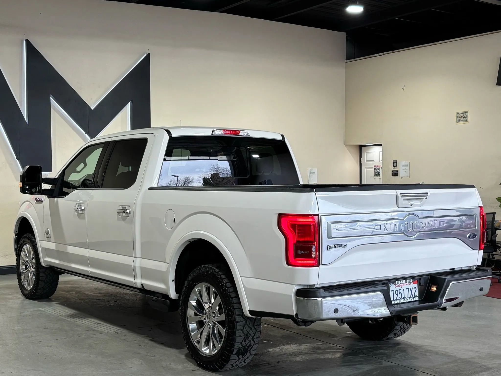 Used 2016 Ford F150 King Ranch w/ Equipment Group 601A Luxury image 6