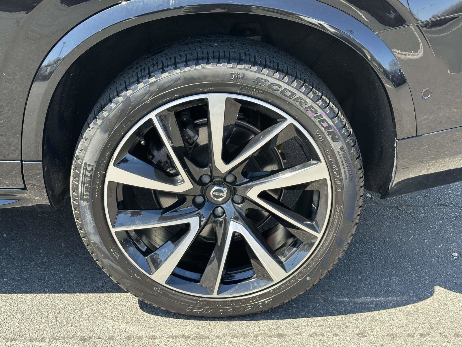 Used 2023 Volvo XC90 B6 Plus w/ Protection Package Premier AWD/4WD image 11
