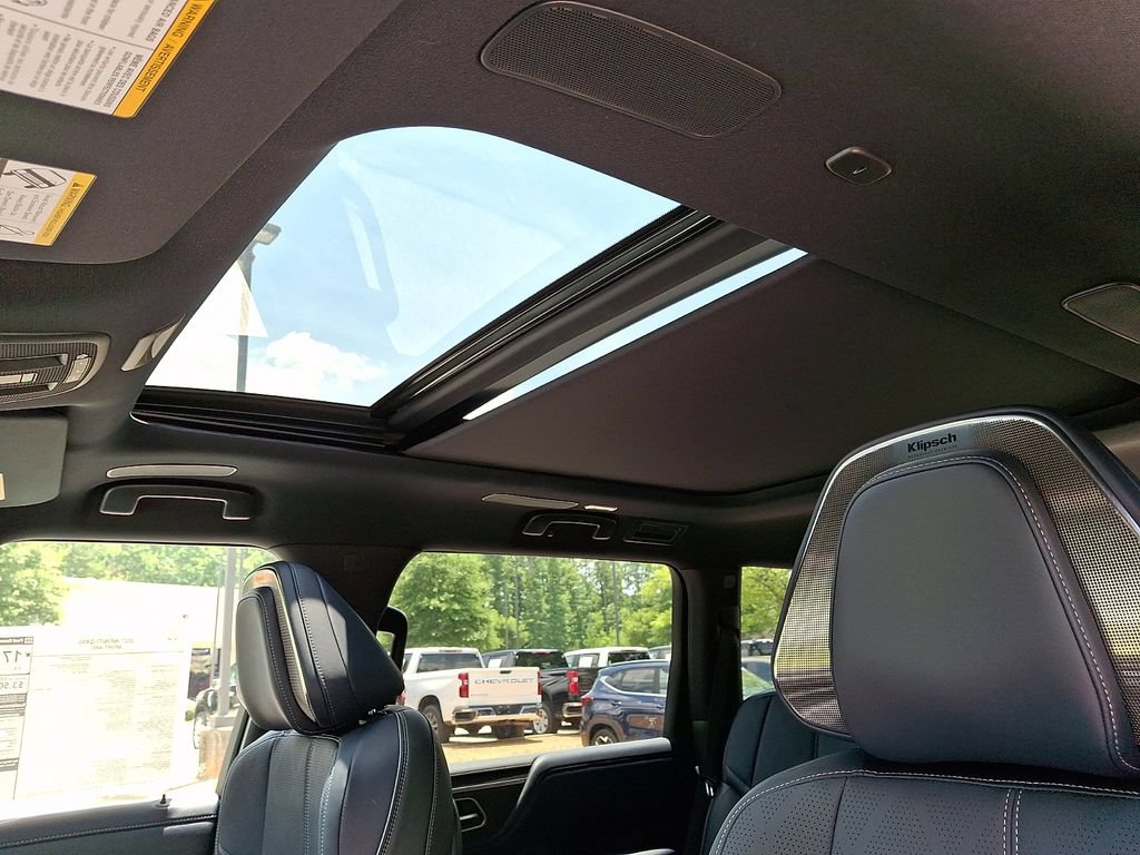 New 2027 INFINITI QX80 Sensory AWD/4WD image 10