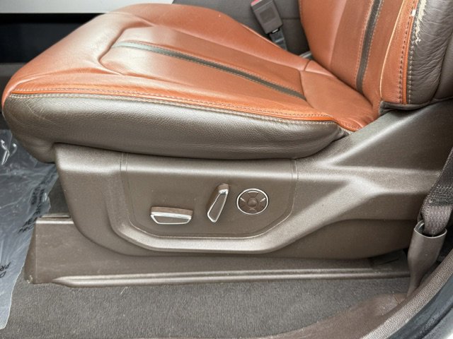 Used 2022 Ford F350 King Ranch w/ King Ranch Ultimate Package AWD/4WD image 13
