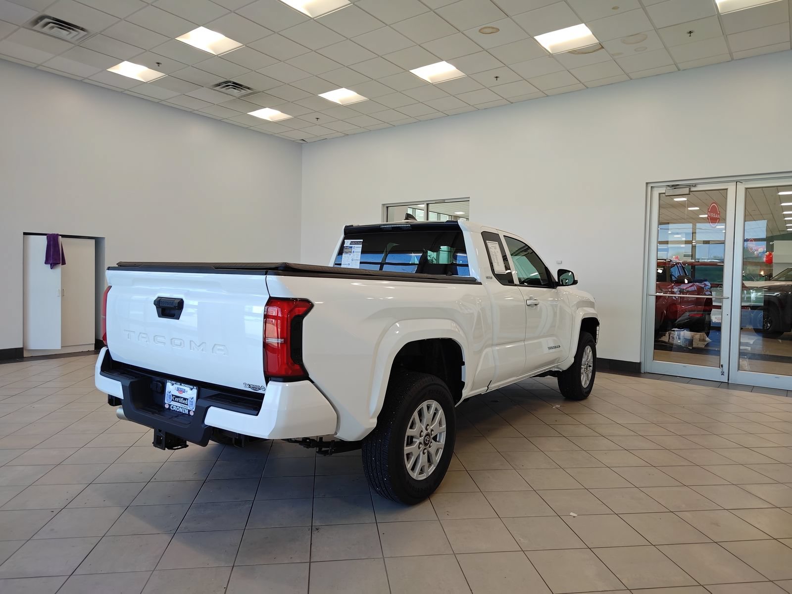 Used 2025 Toyota Tacoma SR5 RWD image 16