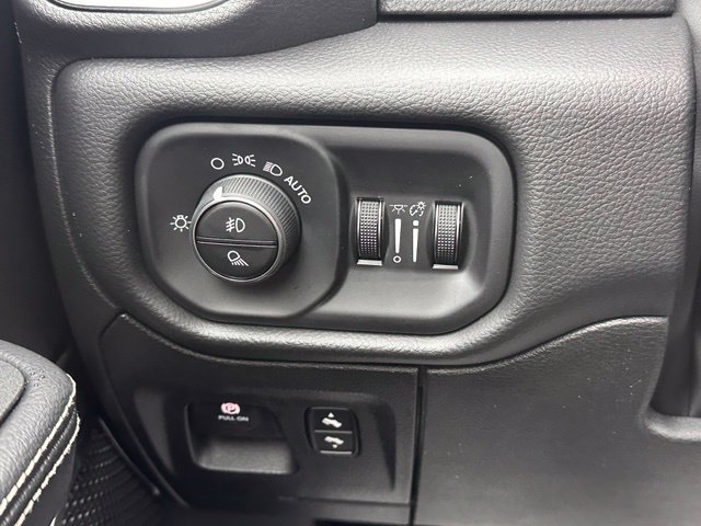 New 2027 RAM 1500 Laramie w/ Night Edition AWD/4WD image 16
