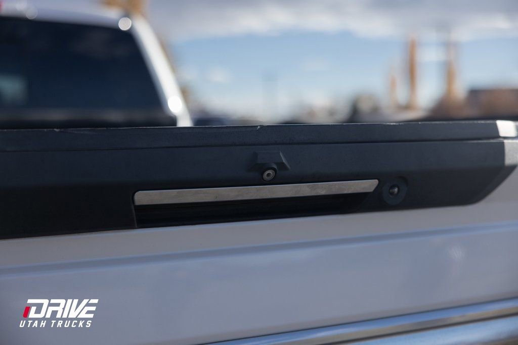 Used 2017 Ford F450 Platinum w/ Platinum Ultimate Package AWD/4WD image 13