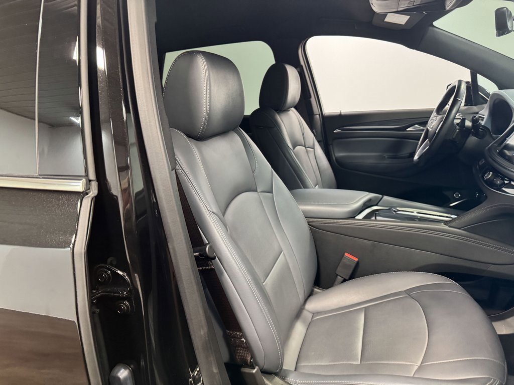 Used 2024 Buick Enclave Premium image 63