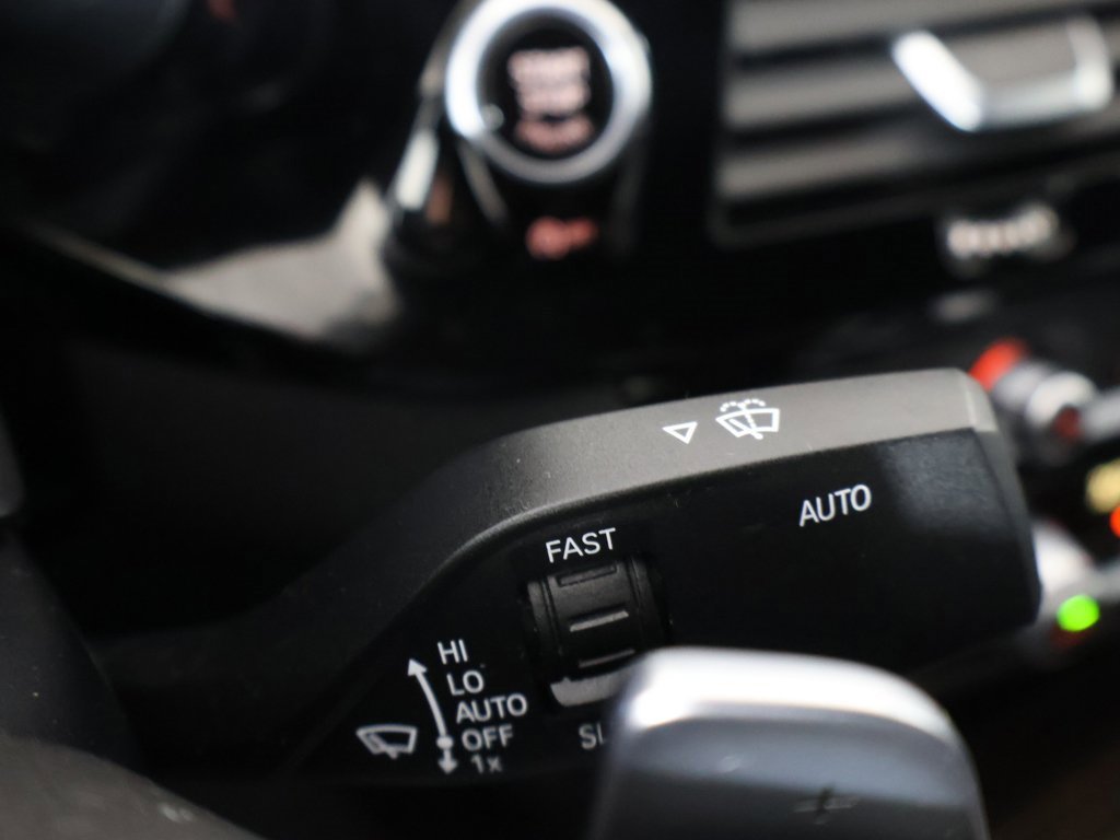 Used 2018 BMW 640i Gran Turismo xDrive image 45