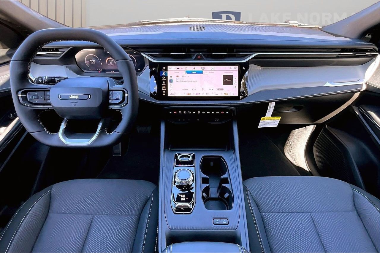 New 2026 Jeep Cherokee Laredo image 10