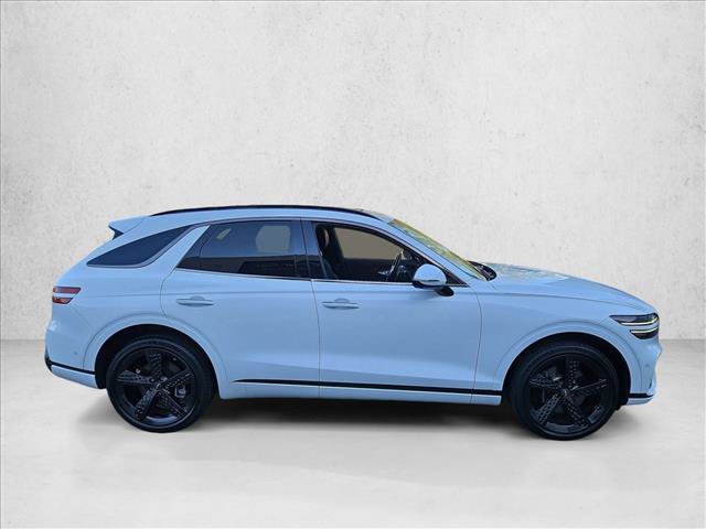 Used 2022 Genesis GV70 3.5T Sport w/ Sport Prestige Package AWD/4WD video 4