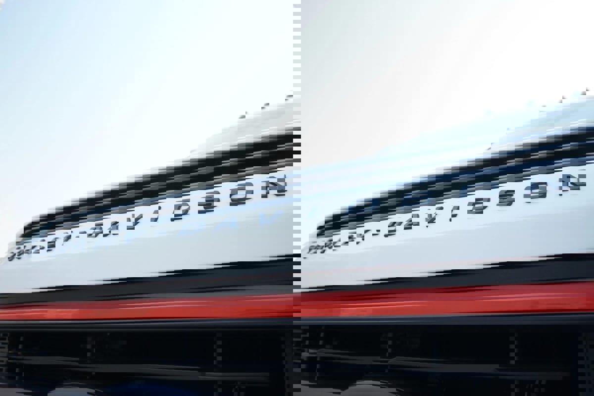 Used 2023 Ford F250 Lariat image 11