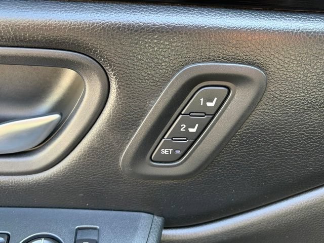 Used 2023 Honda Pilot Touring image 14
