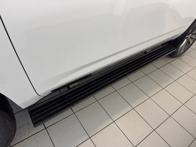 New 2026 Cadillac Escalade Sport w/ Touring Package AWD/4WD image 43