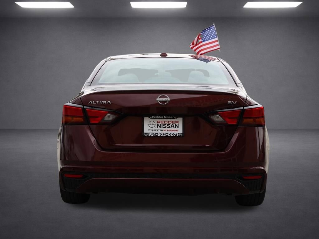 Used 2024 Nissan Altima 2.5 SV image 5
