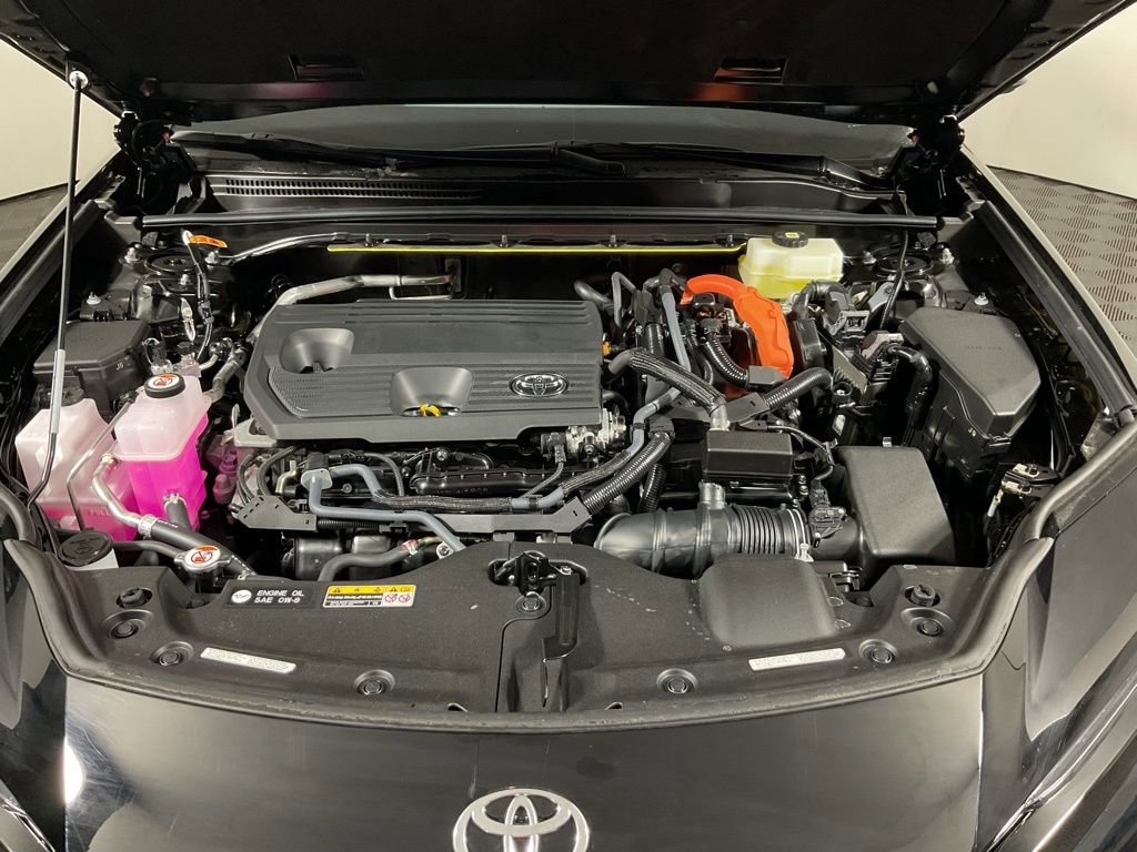 New 2025 Toyota Crown Signia image 8