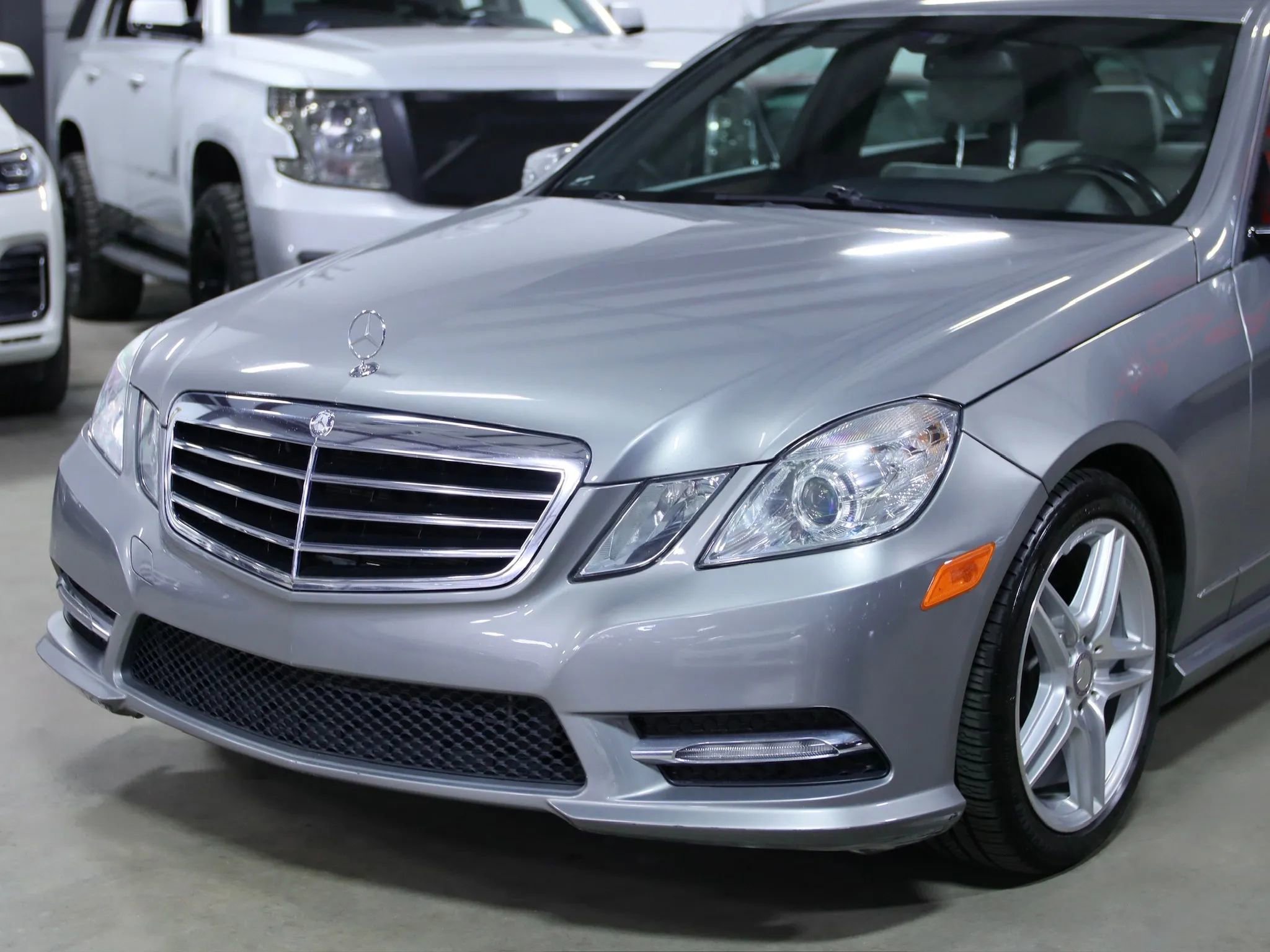 Used 2013 Mercedes-Benz E 350 Sedan image 5