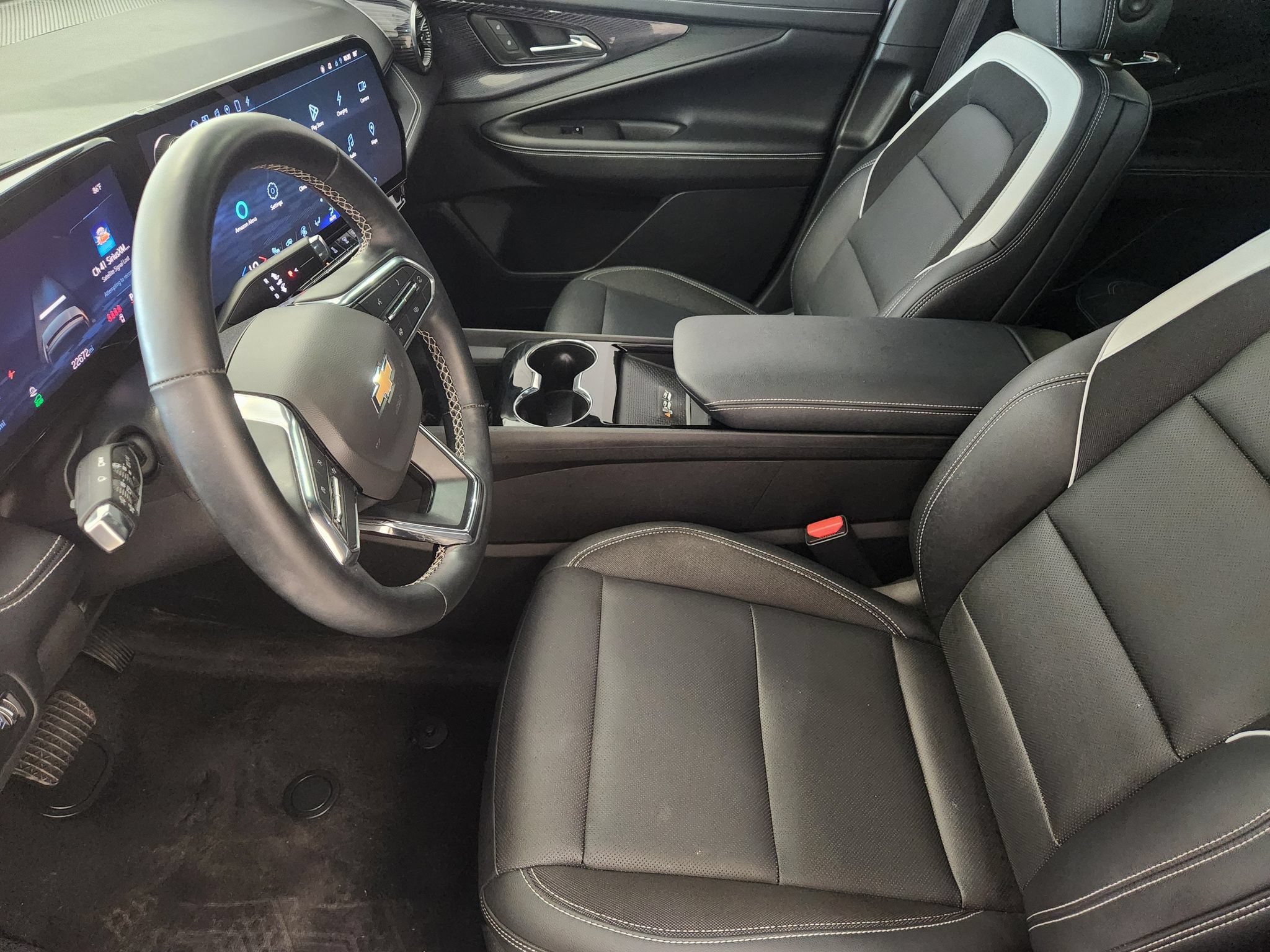 Used 2024 Chevrolet Blazer EV LT AWD/4WD image 12