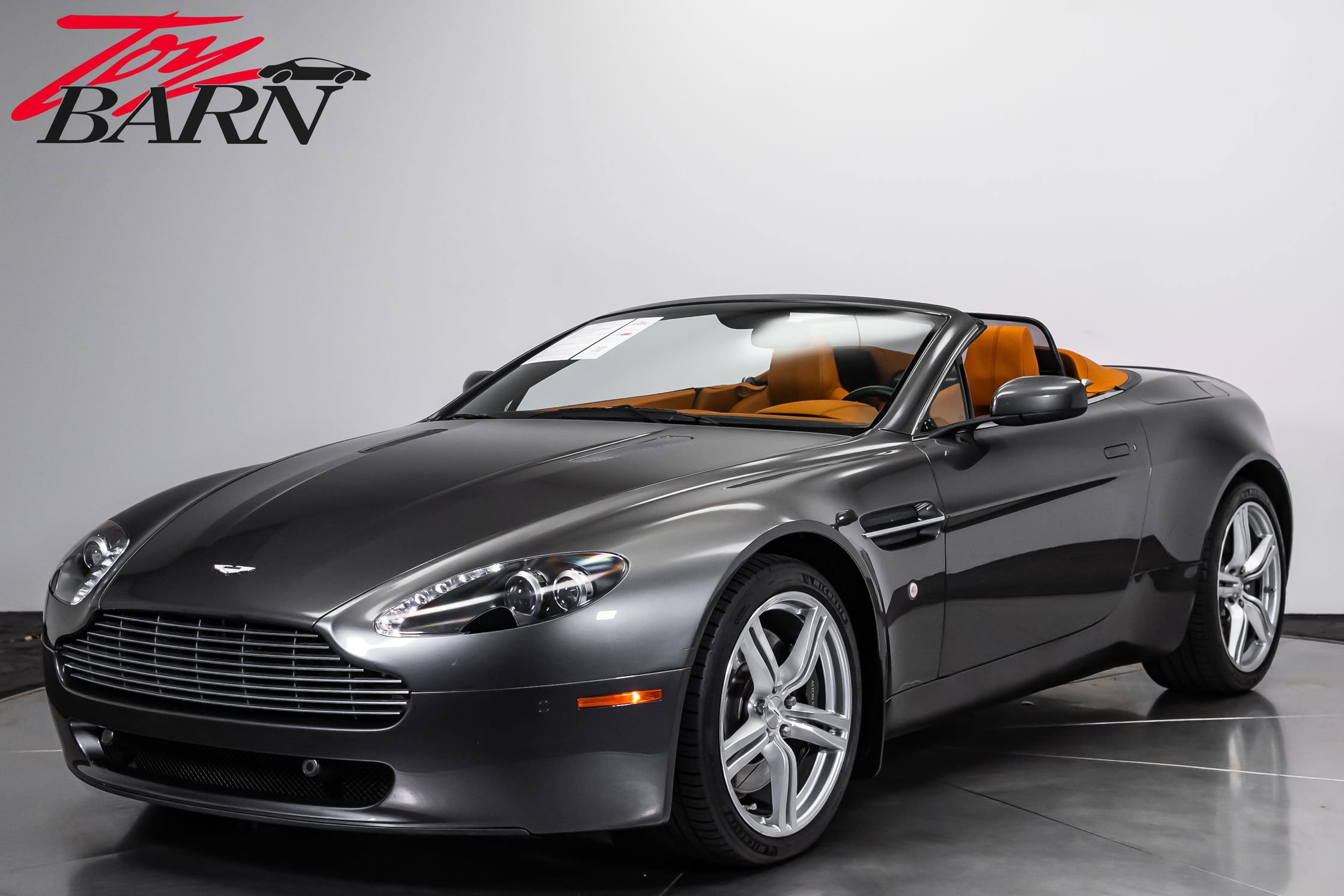 Used 2009 Aston Martin V8 Vantage Roadster RWD 360° Tour