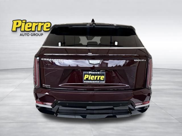 Used 2025 Cadillac Escalade IQ Luxury 2 w/ LPO, Premium Carpet Package image 3