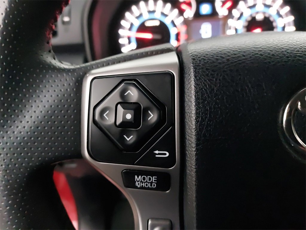 Used 2016 Toyota 4Runner Limited image 14
