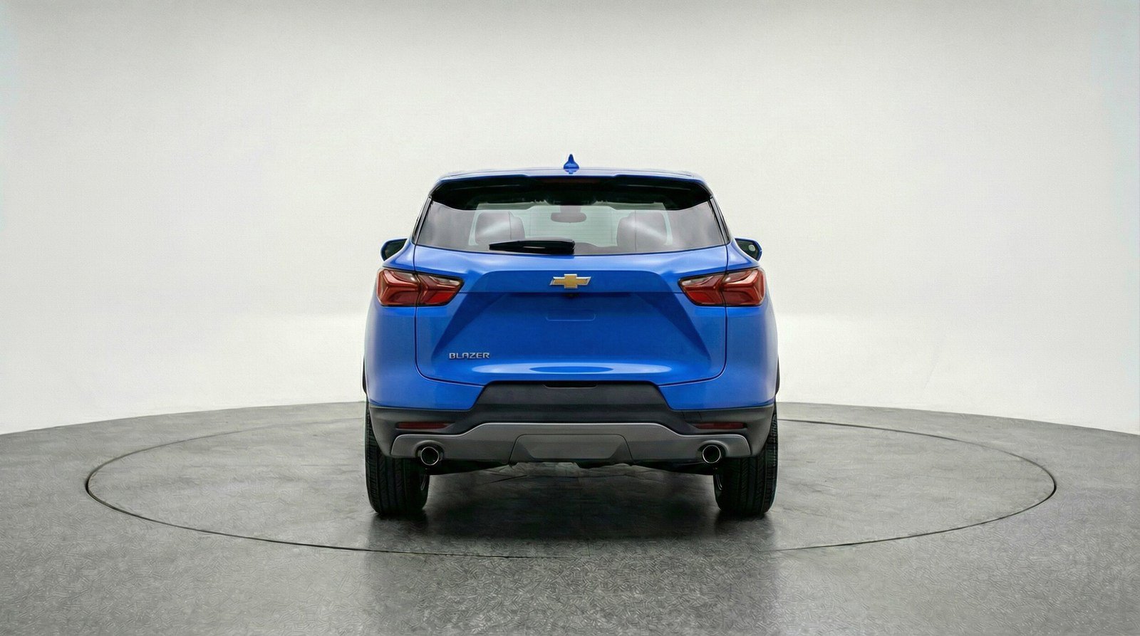 Used 2025 Chevrolet Blazer LT FWD image 6