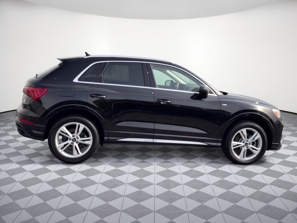 Used 2023 Audi Q3 2.0T Premium w/ Convenience Package AWD/4WD image 8