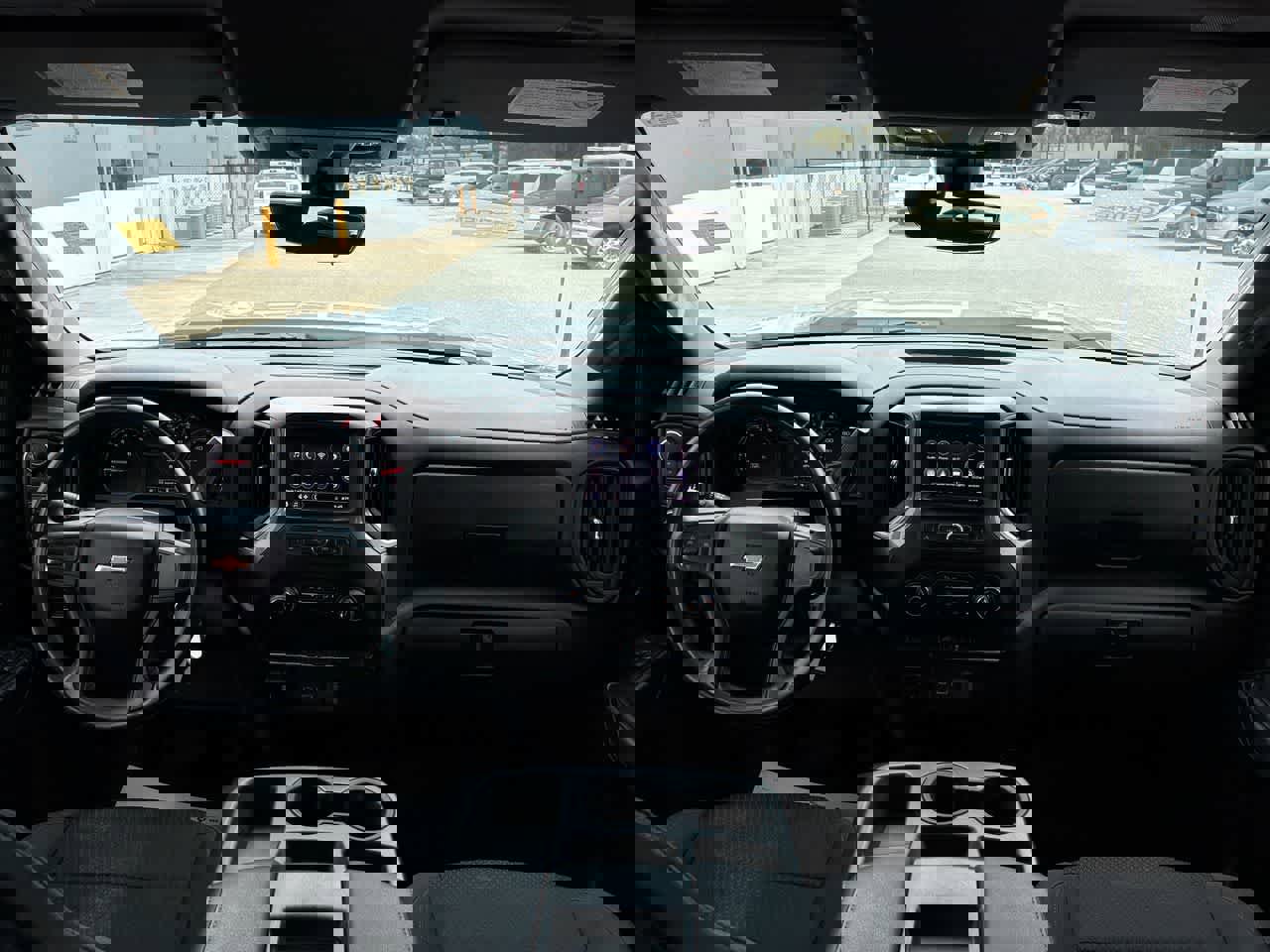 Used 2021 Chevrolet Silverado 2500 Custom w/ Custom Value Package image 18