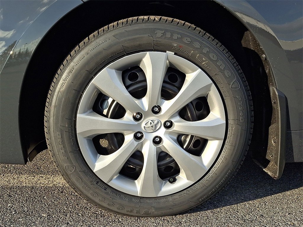 New 2026 Toyota Corolla LE image 18