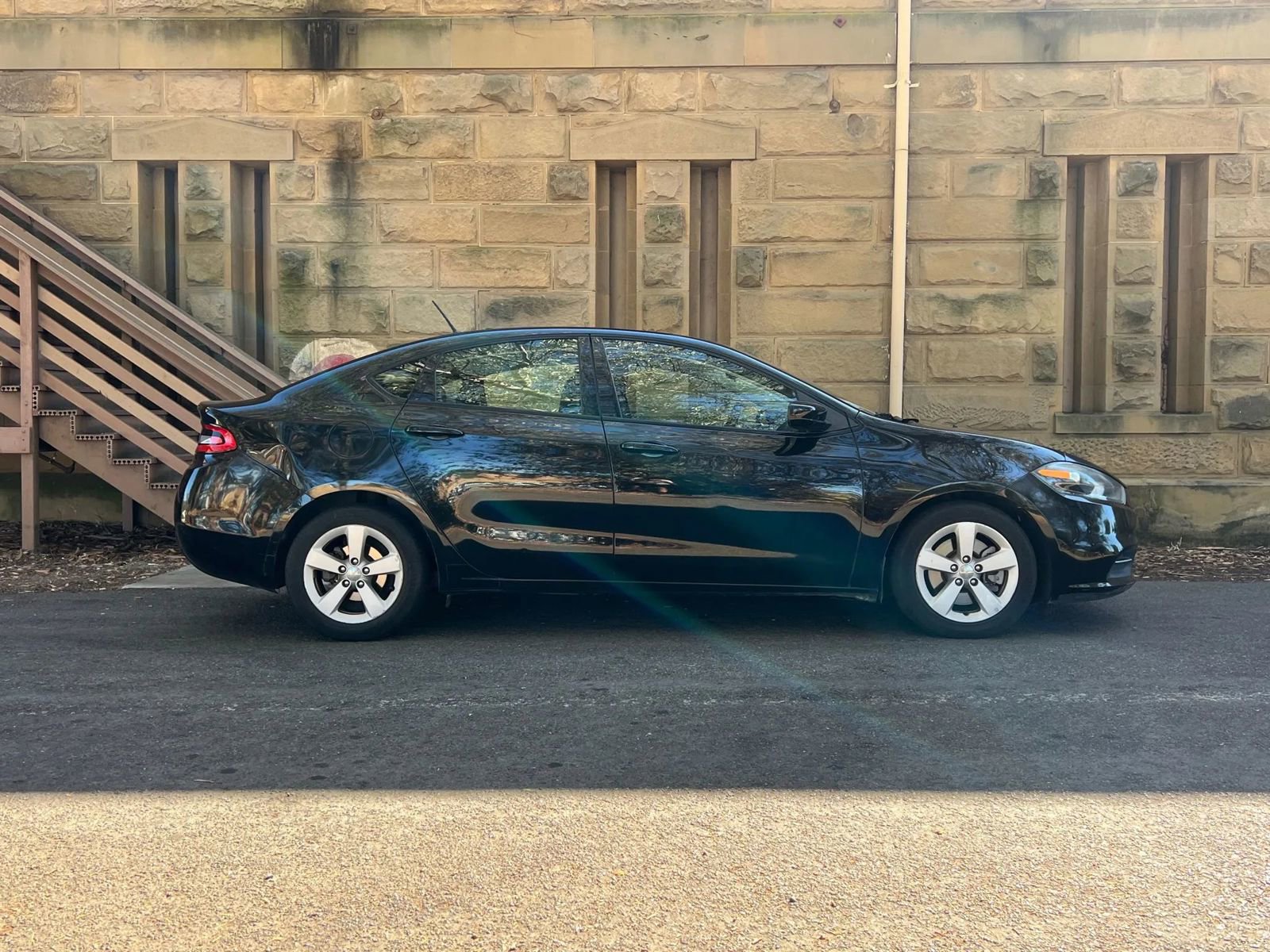 Used 2016 Dodge Dart SXT image 2