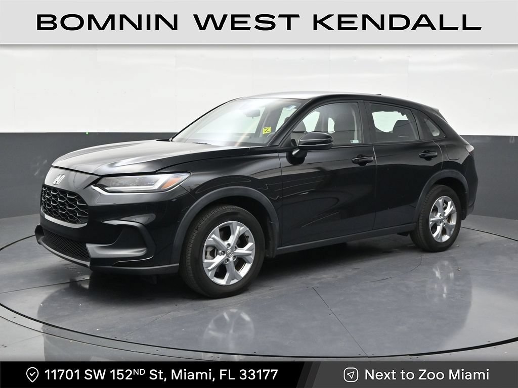 Used 2023 Honda HR-V LX image 1