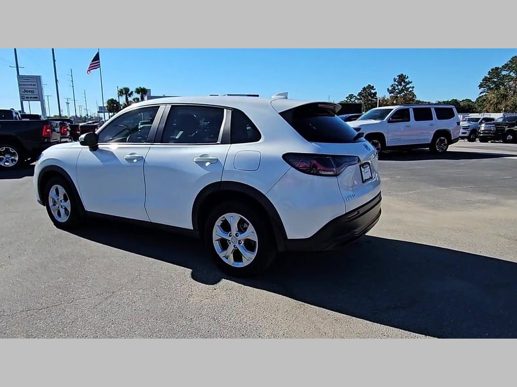 Used 2023 Honda HR-V LX image 30