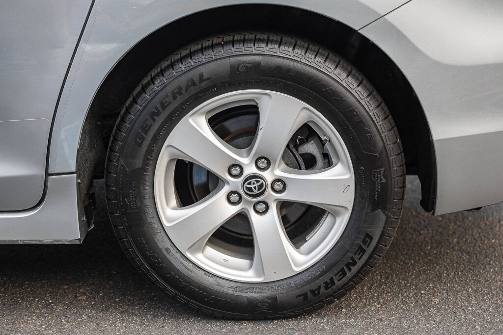 Used 2020 Toyota Sienna LE FWD image 29