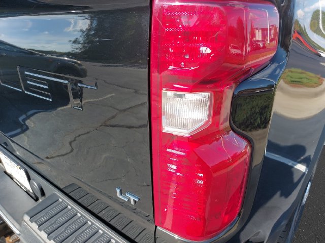 Used 2021 Chevrolet Silverado 2500 LT w/ Convenience Package AWD/4WD image 34