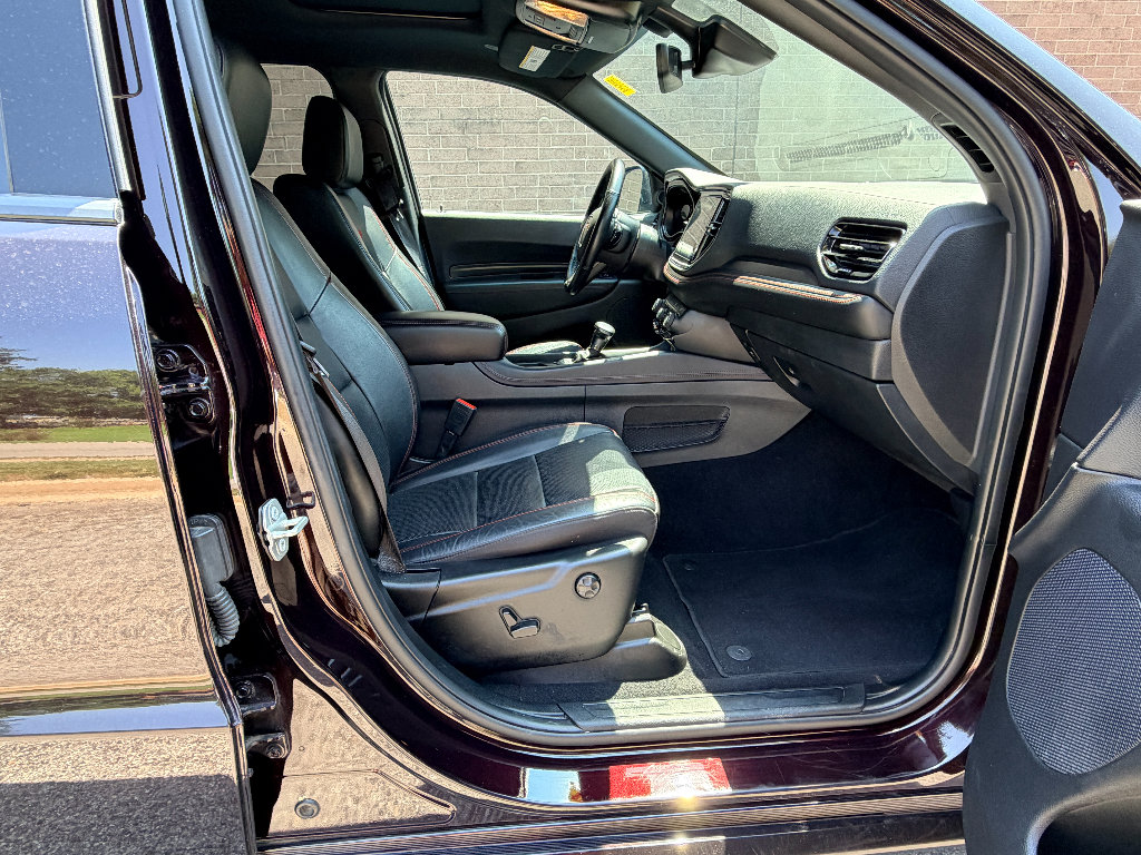Used 2024 Dodge Durango GT AWD/4WD image 17