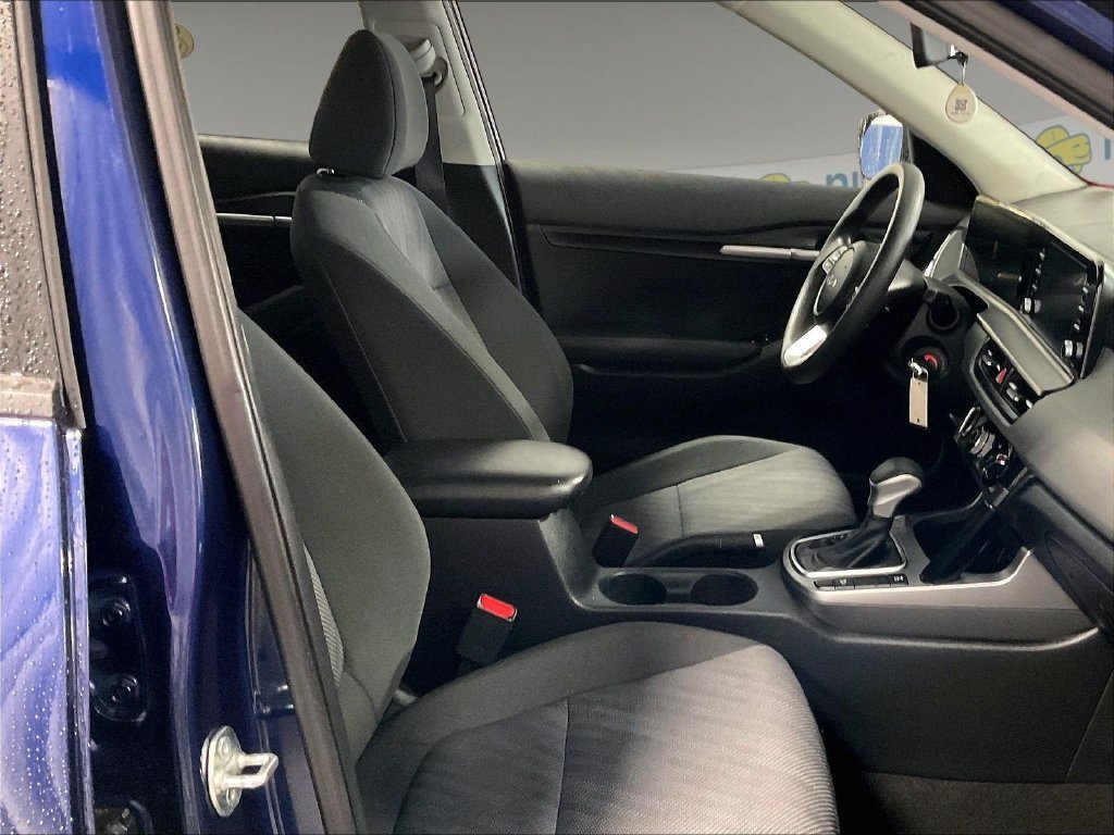 Used 2025 Kia Seltos LX AWD/4WD image 11