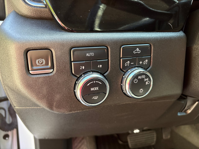 Used 2023 GMC Sierra 1500 SLE AWD/4WD image 19