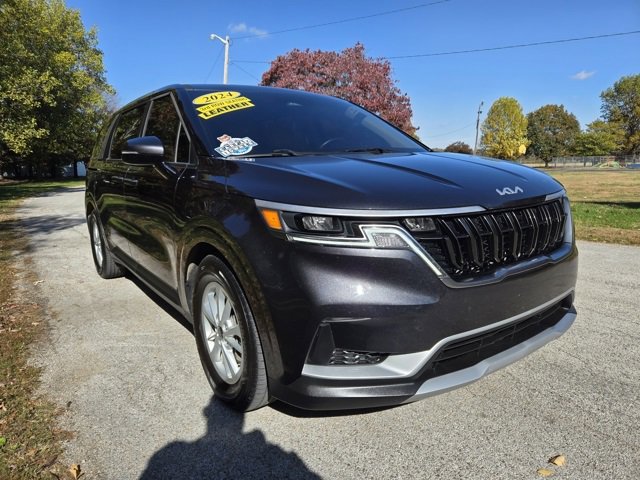 Used 2024 Kia Carnival LX image 10