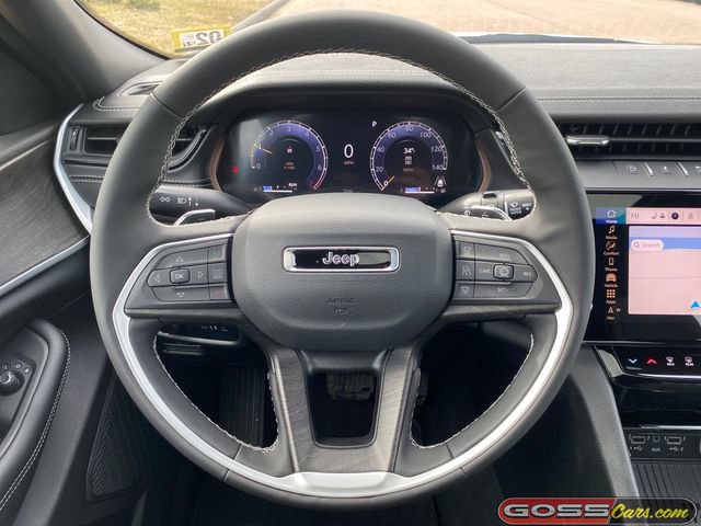 New 2026 Jeep Grand Cherokee Altitude image 17