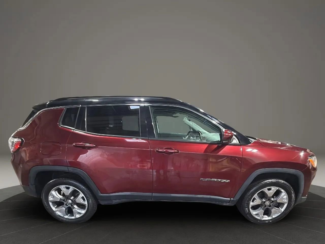 Used 2021 Jeep Compass Limited w/ Sun and Sound Group image 2