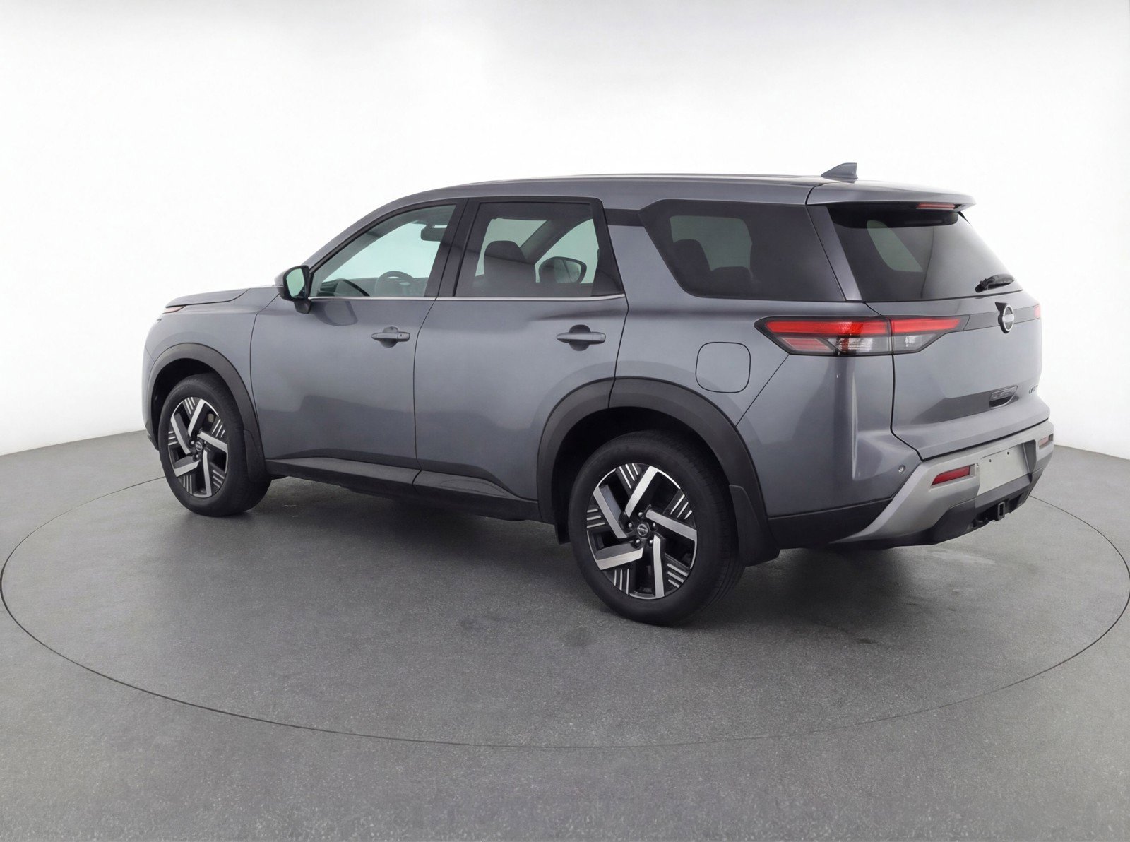 Used 2025 Nissan Kicks SV FWD image 6
