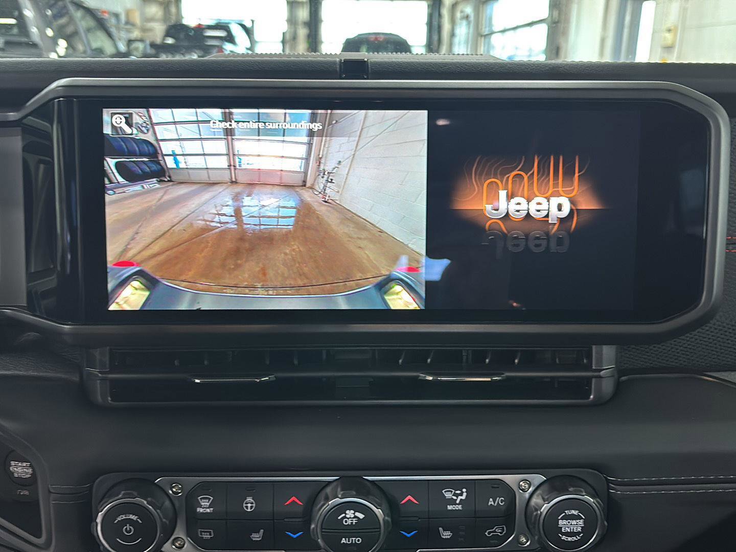 New 2026 Jeep Gladiator Rubicon AWD/4WD image 14