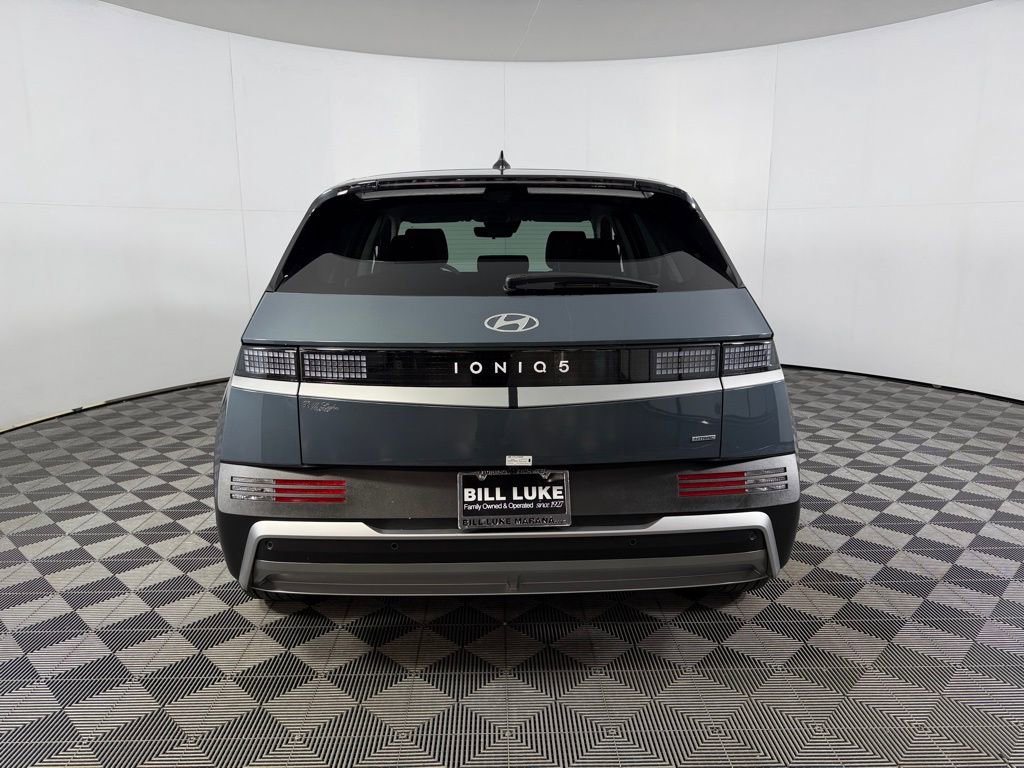 Used 2026 Hyundai Ioniq 5 SE image 8