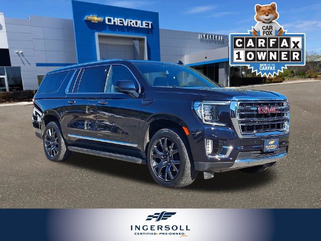 Used 2024 GMC Yukon XL SLT AWD/4WD image 1