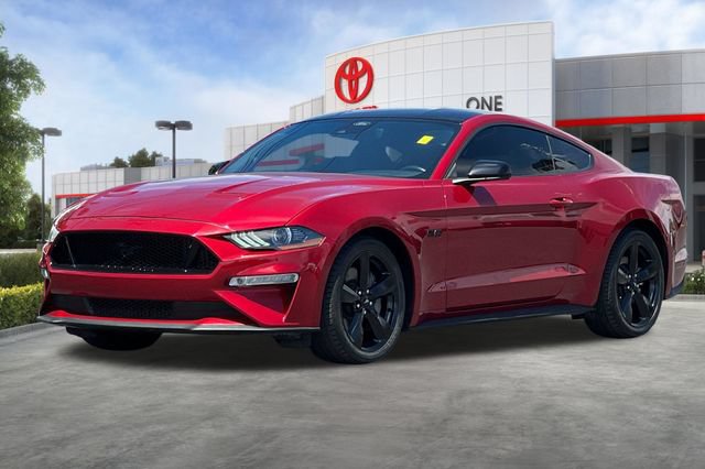 Used 2021 Ford Mustang GT Premium w/ Black Accent Package RWD image 9