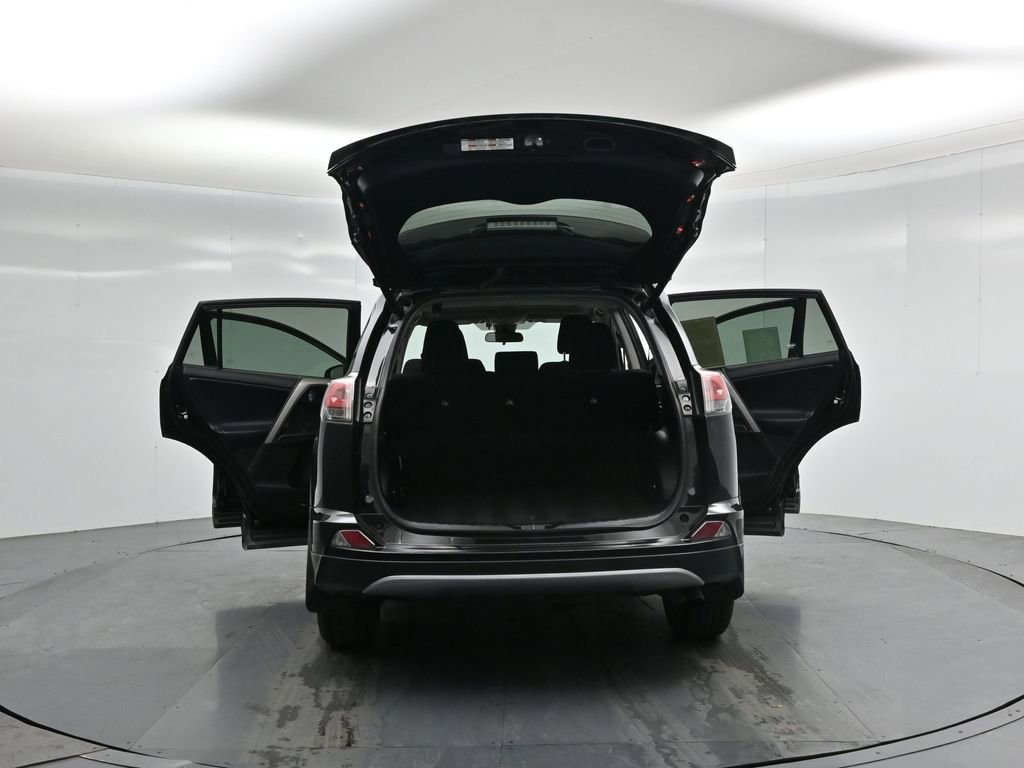 Used 2017 Toyota RAV4 XLE w/ Protection Package image 32
